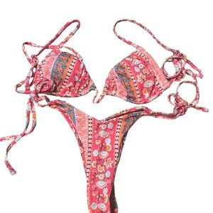 EUC/NWOT Women’s Bikini Bathing Suit